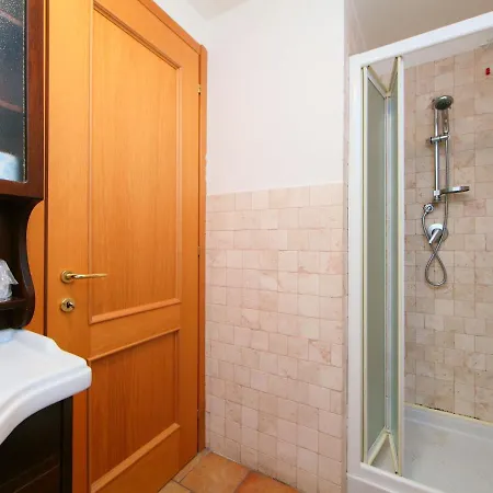 Appartamento Oak-3 By Interhome